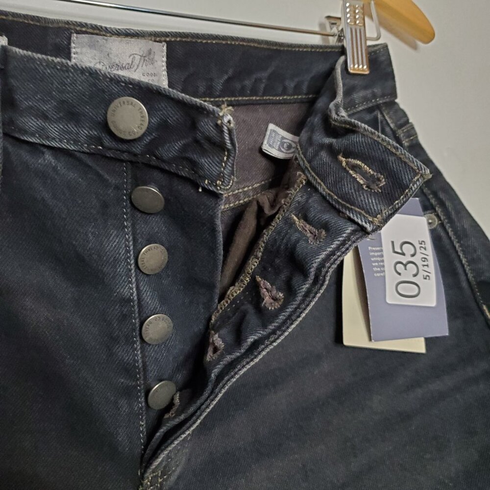 Denim Shorts Bundle 2 Piece Womens Size 2 Universal Thread & Old Navy Frayed Hem - Picture 4 of 9